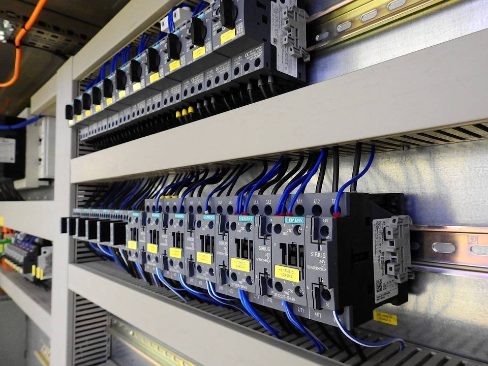 Что такое основное оборудование электроустановок определение. электроустановка определение